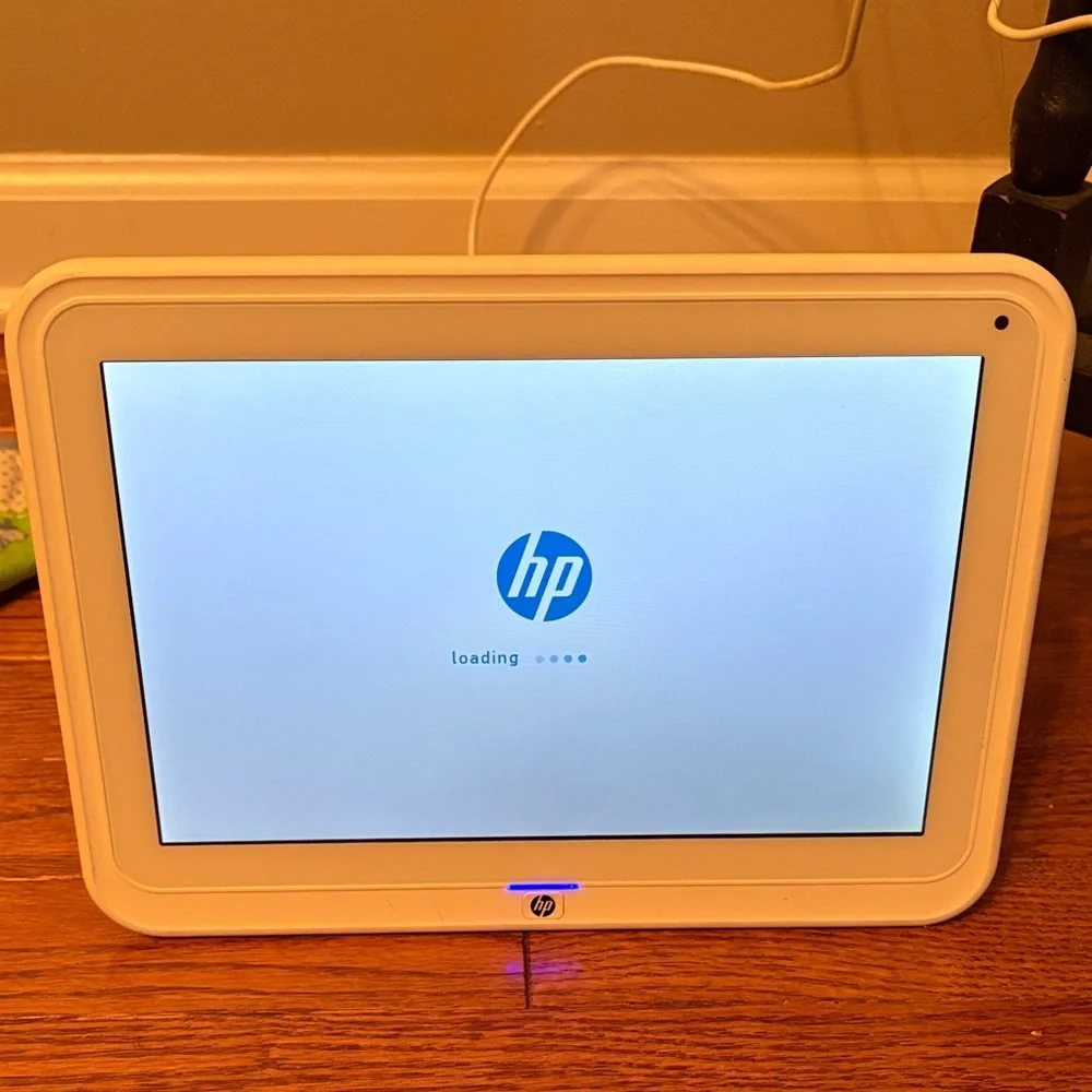 HP DF1050TW Digital Photo Frame 10.1”